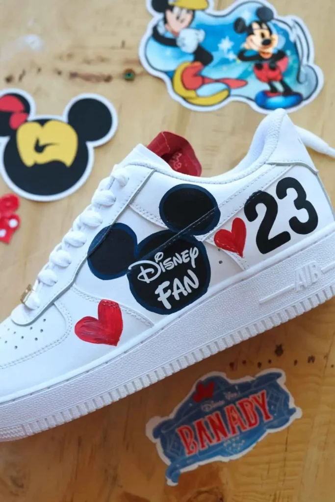 DIY Disney Shoe Painting Ideas (2)