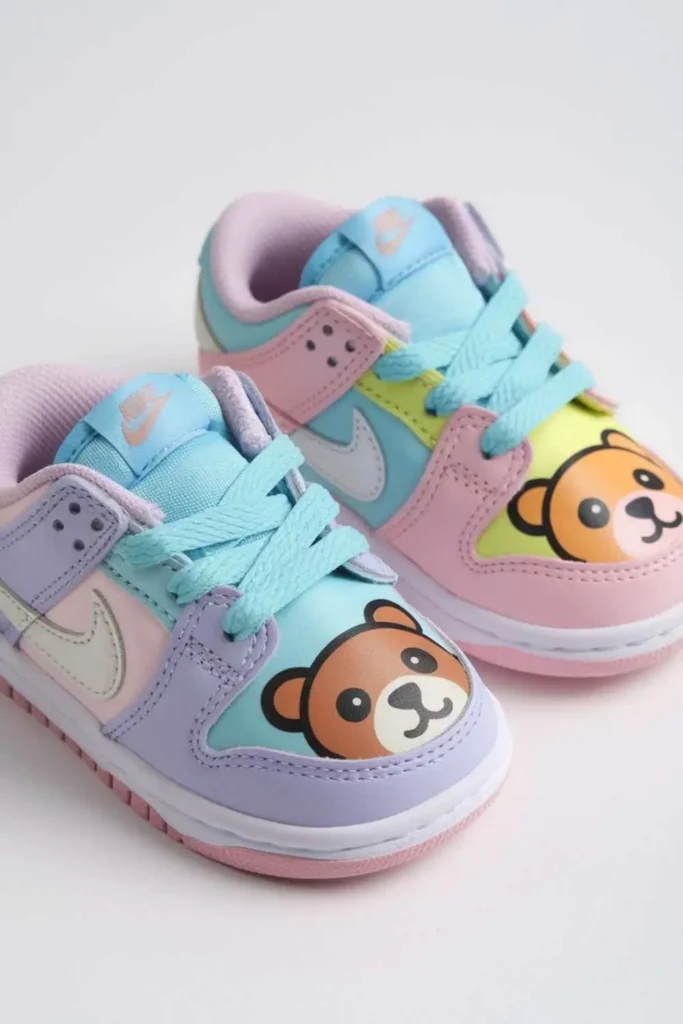 Shoe Painting Ideas for Nike Baby Sneakers Painting Nike baby sneak