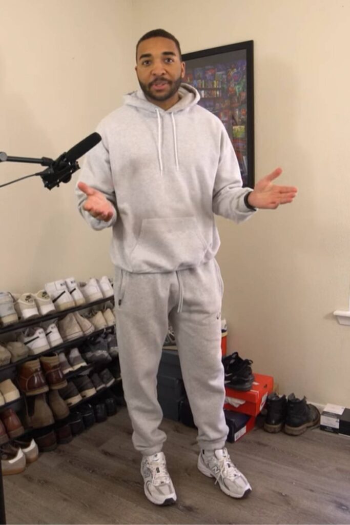 Light grey hoodie + matching sweatpants + white/silver NB 530