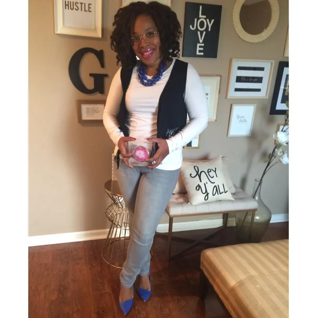 White Tee + Grey Jeans + Spezials