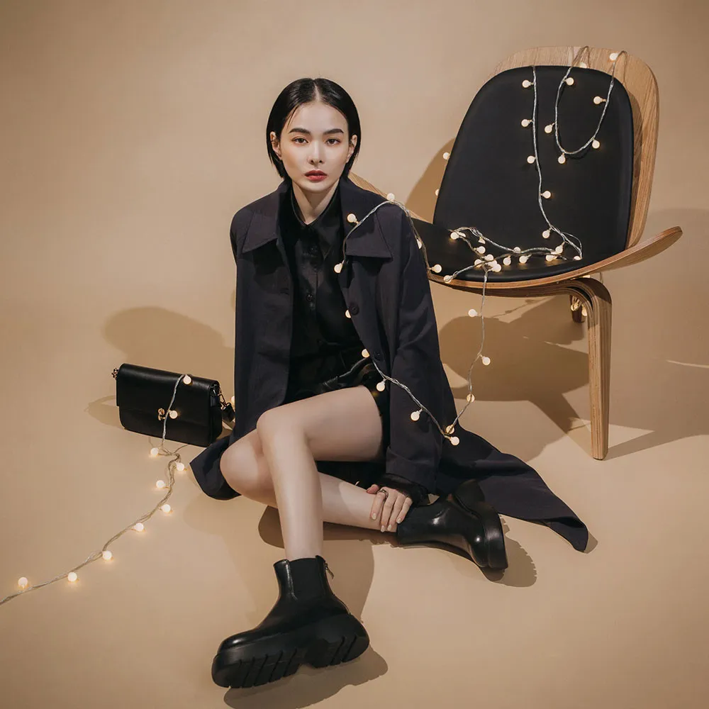 All-Black Ensemble + Long Coat + Chunky Chelsea Boots