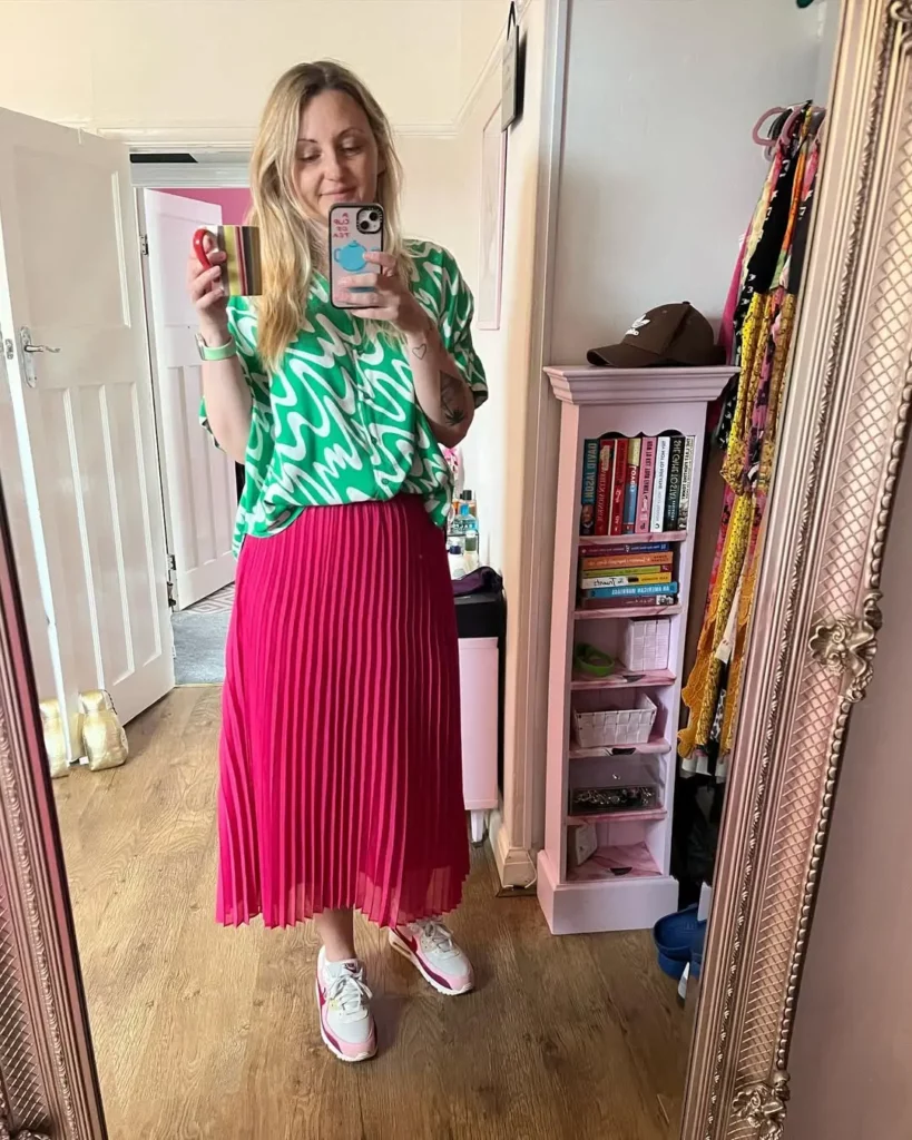 Printed Shirt + Pleated Skirt + Converse