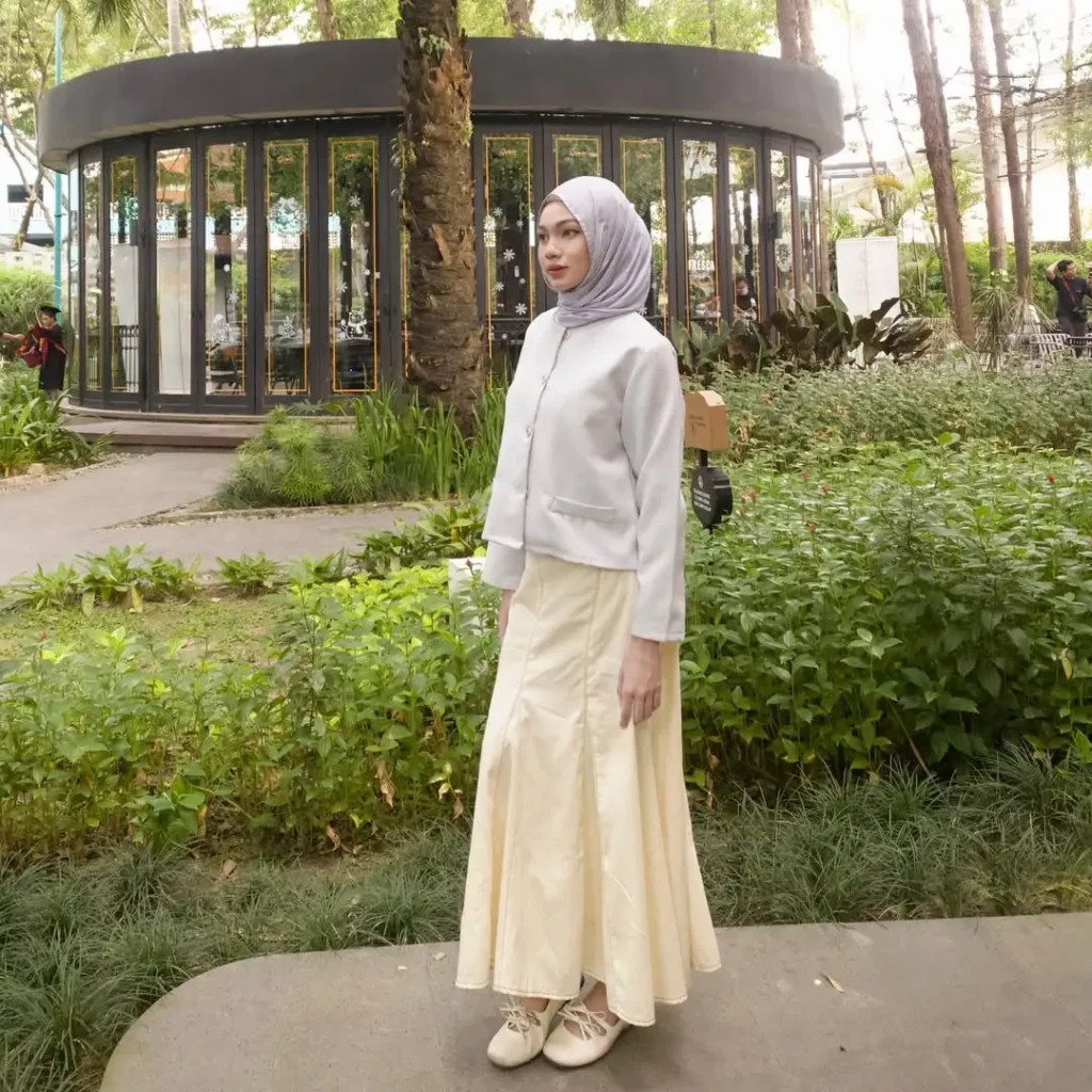 Satin Flared Maxi Skirt + Cropped Blazer + Cream Lace-Up Flats