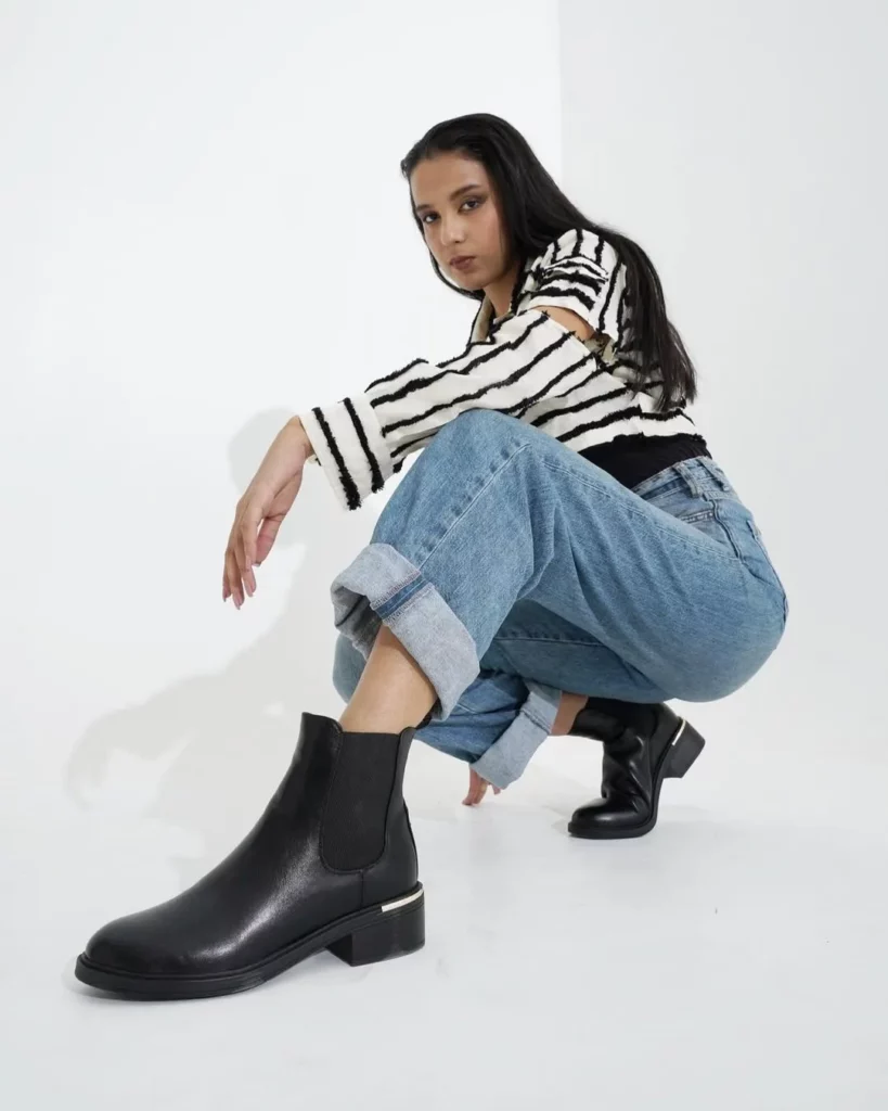 Statement Sweater + Cuffed Denim + Sleek Chelsea Boots