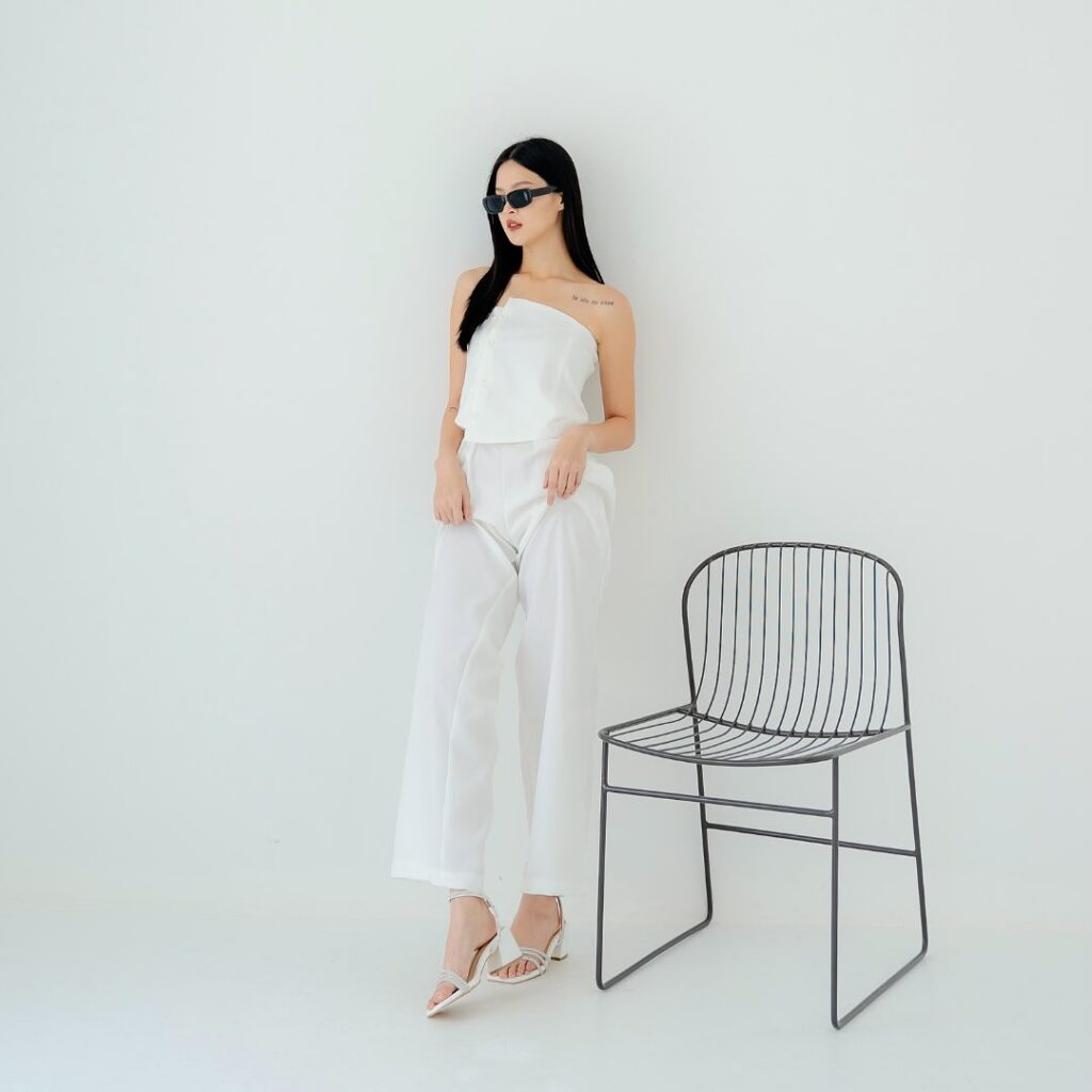 Minimal Christmas Elegance with White Heels