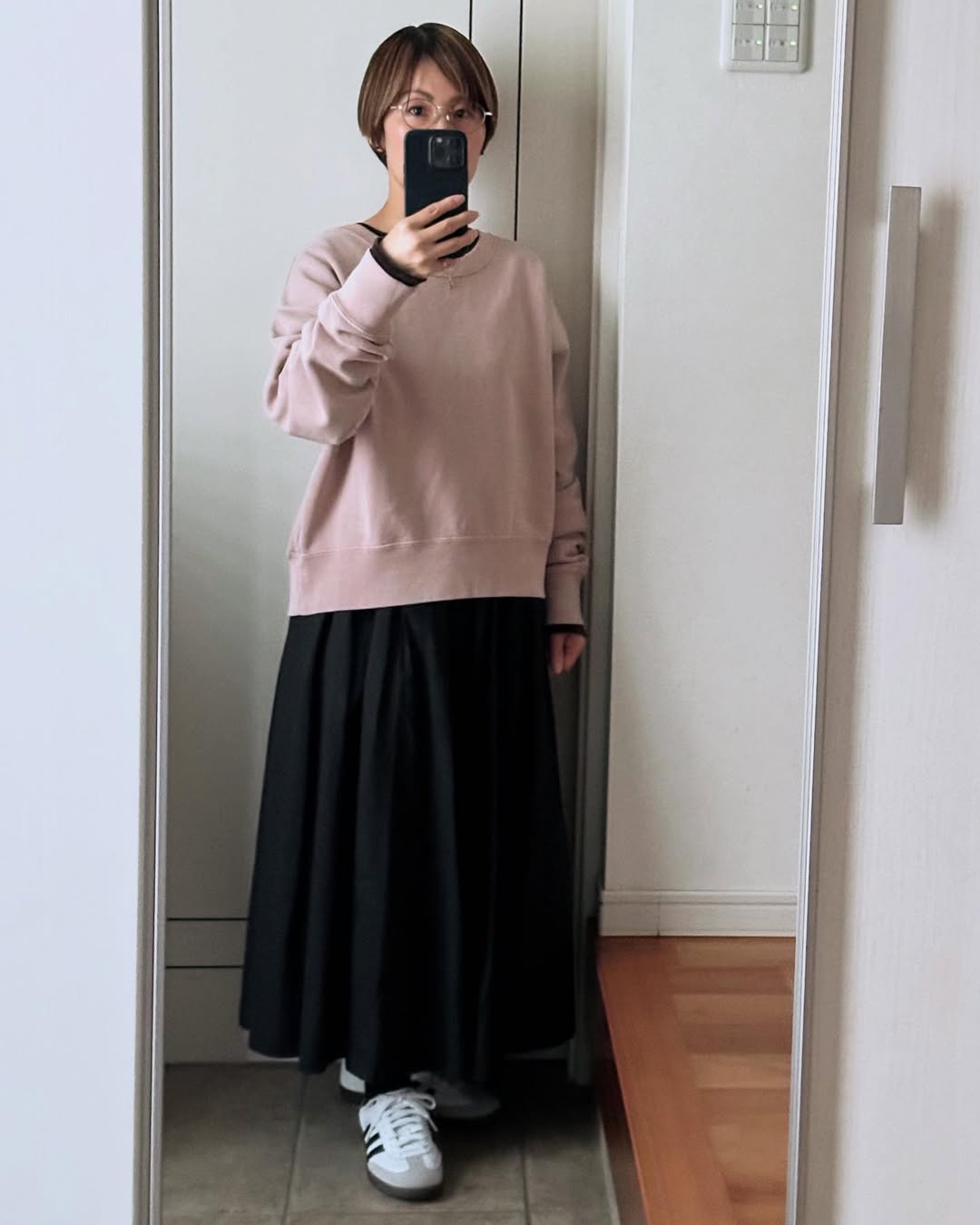 Soft Minimal Layers with Samba Sneakers