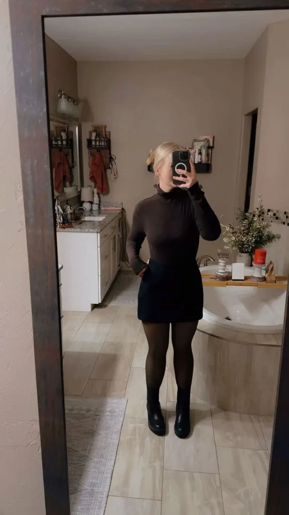 Simple Night-Out Look with Chelsea Boots