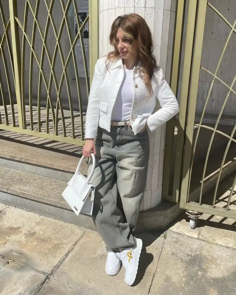 Soft Neutrals for Effortless Winter Style