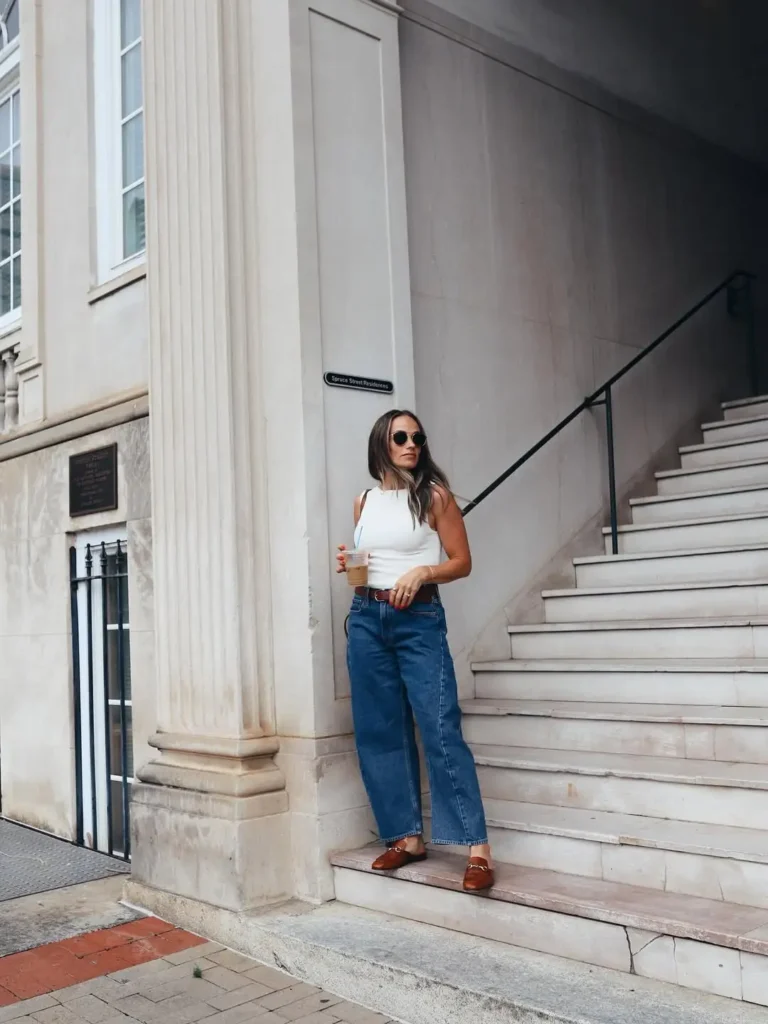 Effortless Daytime Style with Barrel Jeans and Loafers