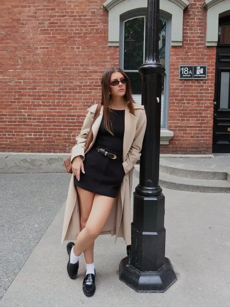 Chic Street Trench Coat Outfit with Loafers