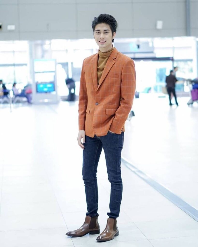Warm Blazer Chelsea Boots Formal Outfit