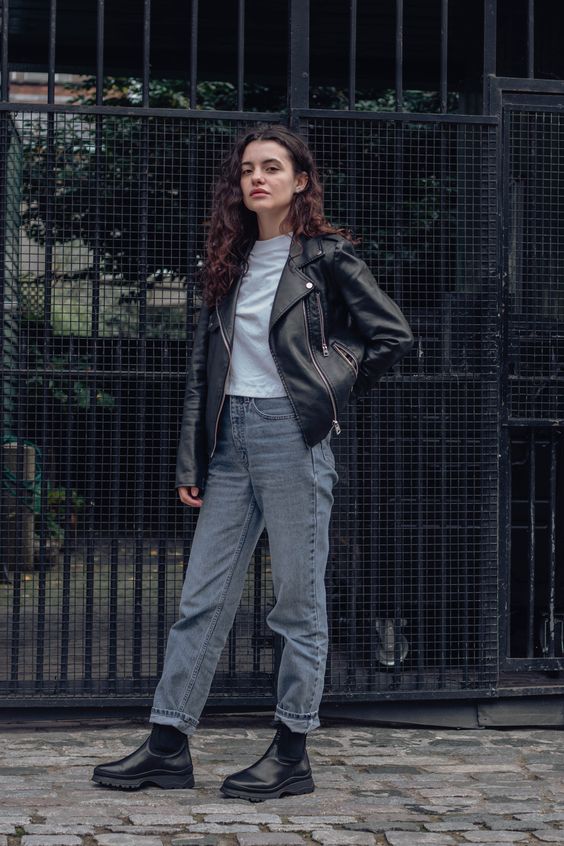 Street Style Leather Jacket Chelsea Boots Outfit
