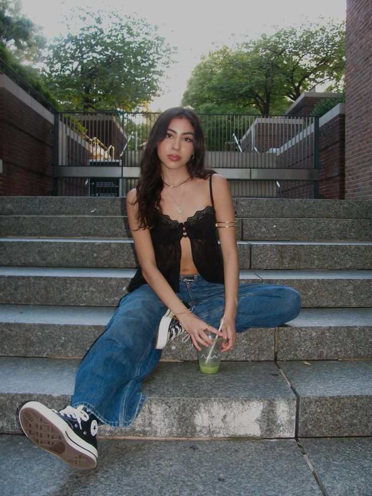 Casual Street Style with Baggy Jeans and Converse