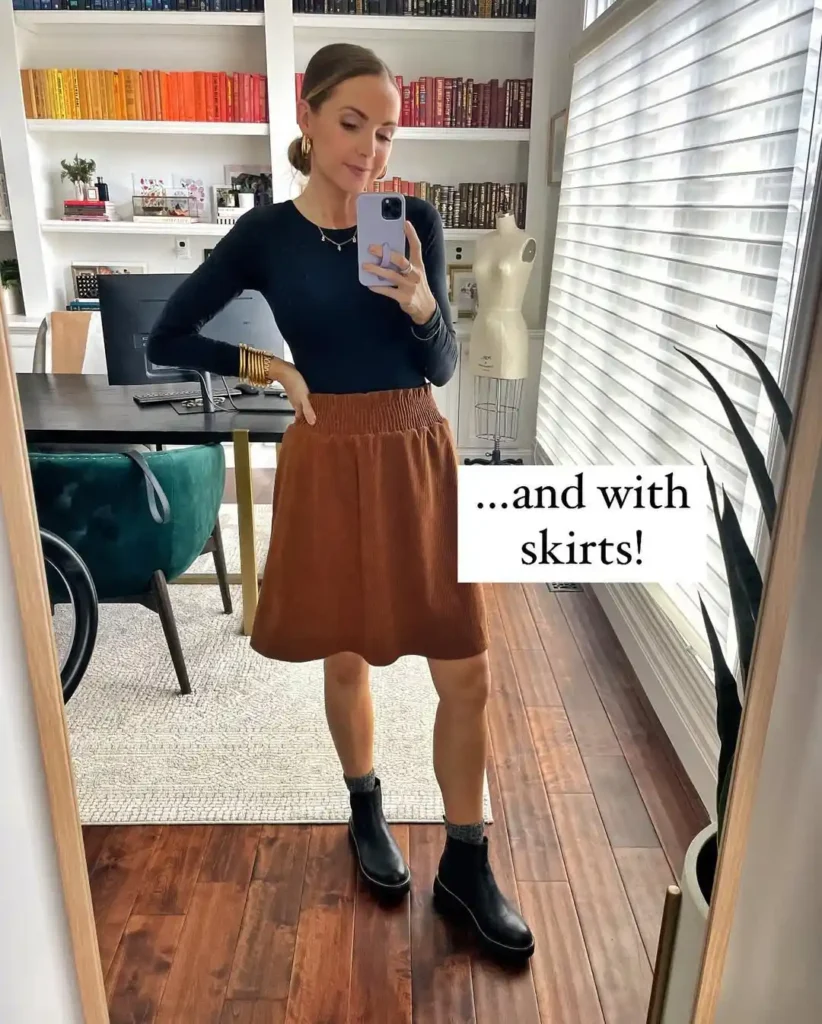 Simple Everyday Skirt with Chelsea Boots