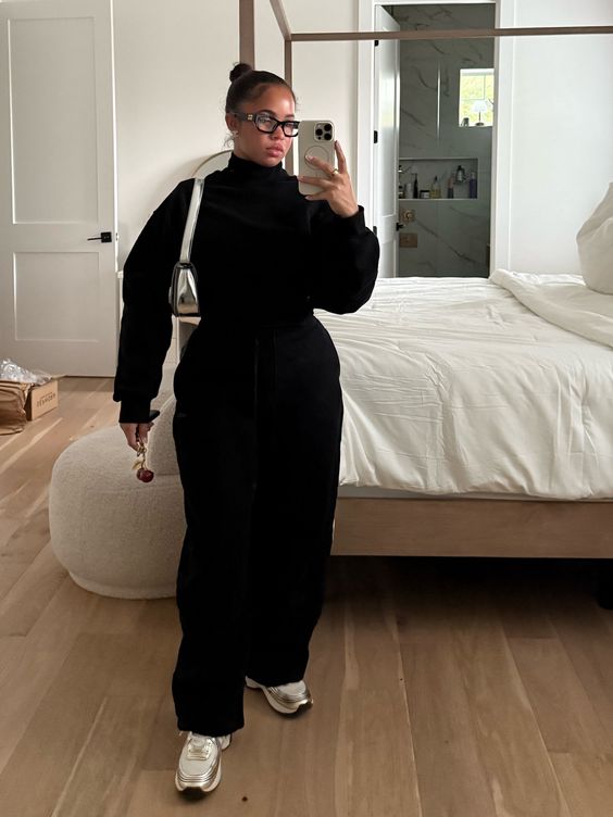 All-Black Minimal Outfit with New Balance 1906R