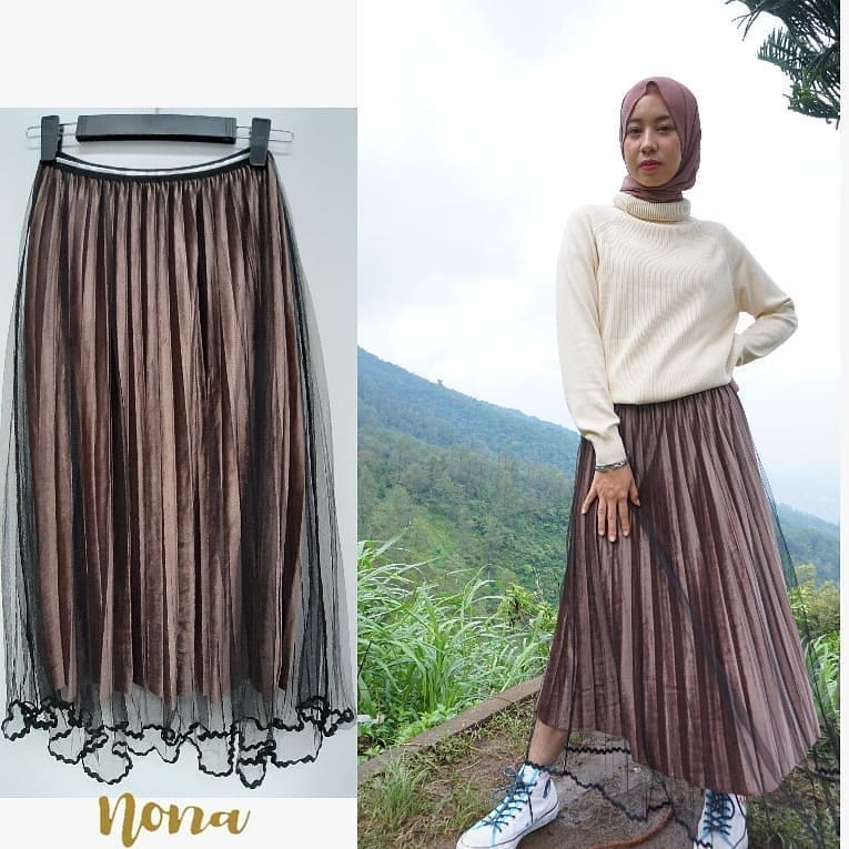 Brown Tutu Skirt with Knit Top and Sneakers Outfit