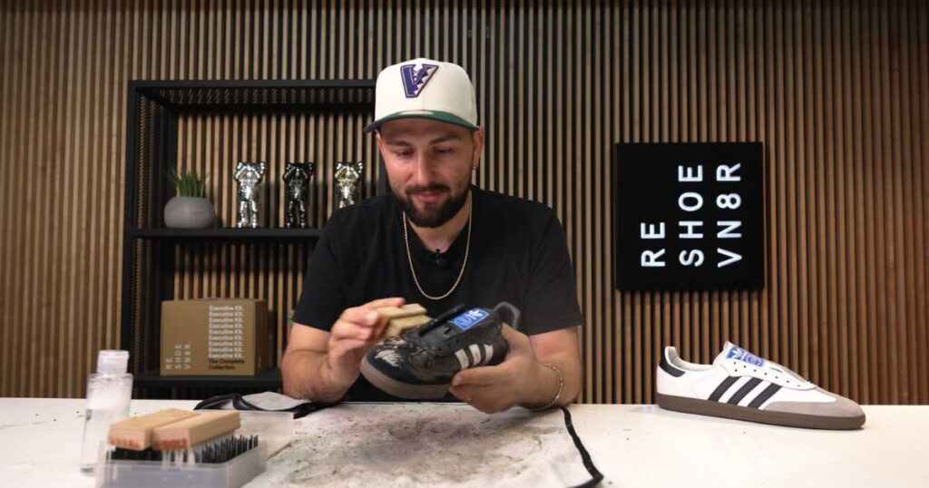 ⚫ Cleaning the Black Samba (Extra Care Needed)