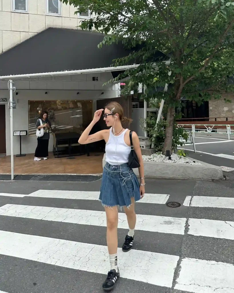 Casual Summer Look with Black Adidas Samba