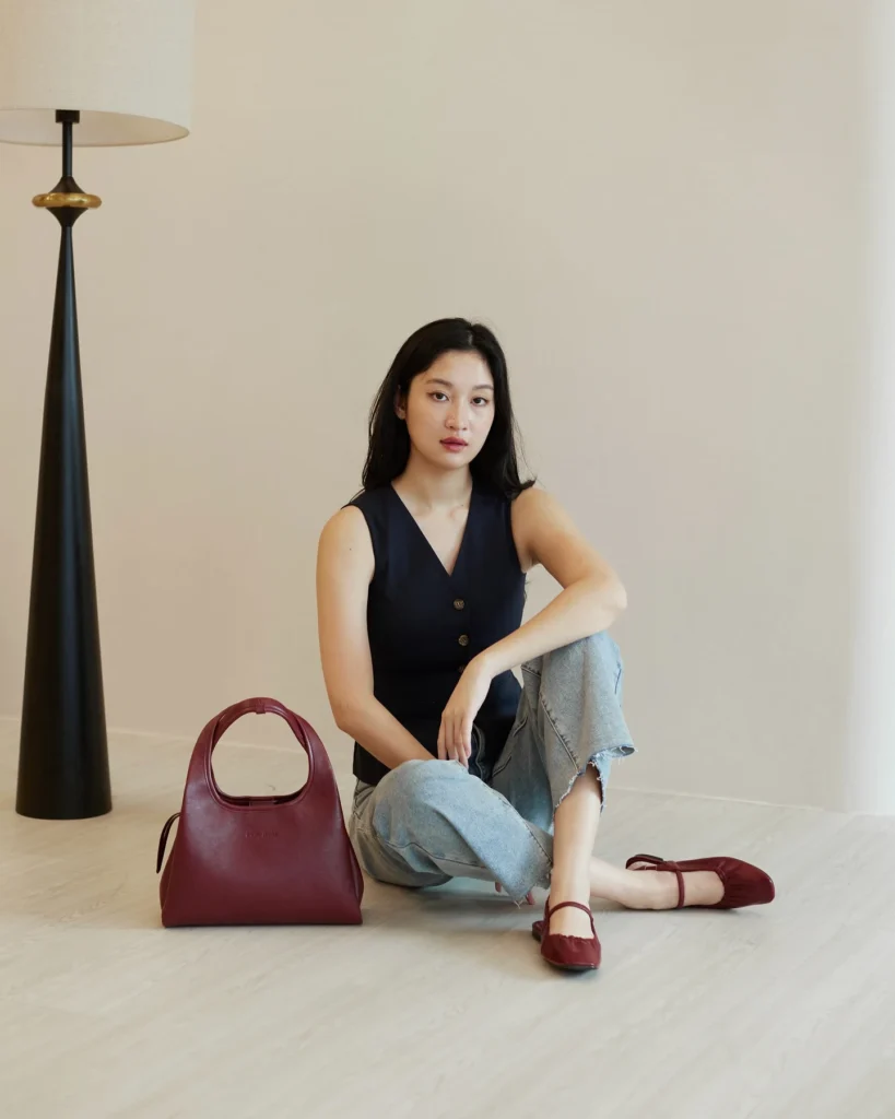 Sleeveless Top with Relaxed Jeans and Red Mary Jane Shoes Summer Outfit