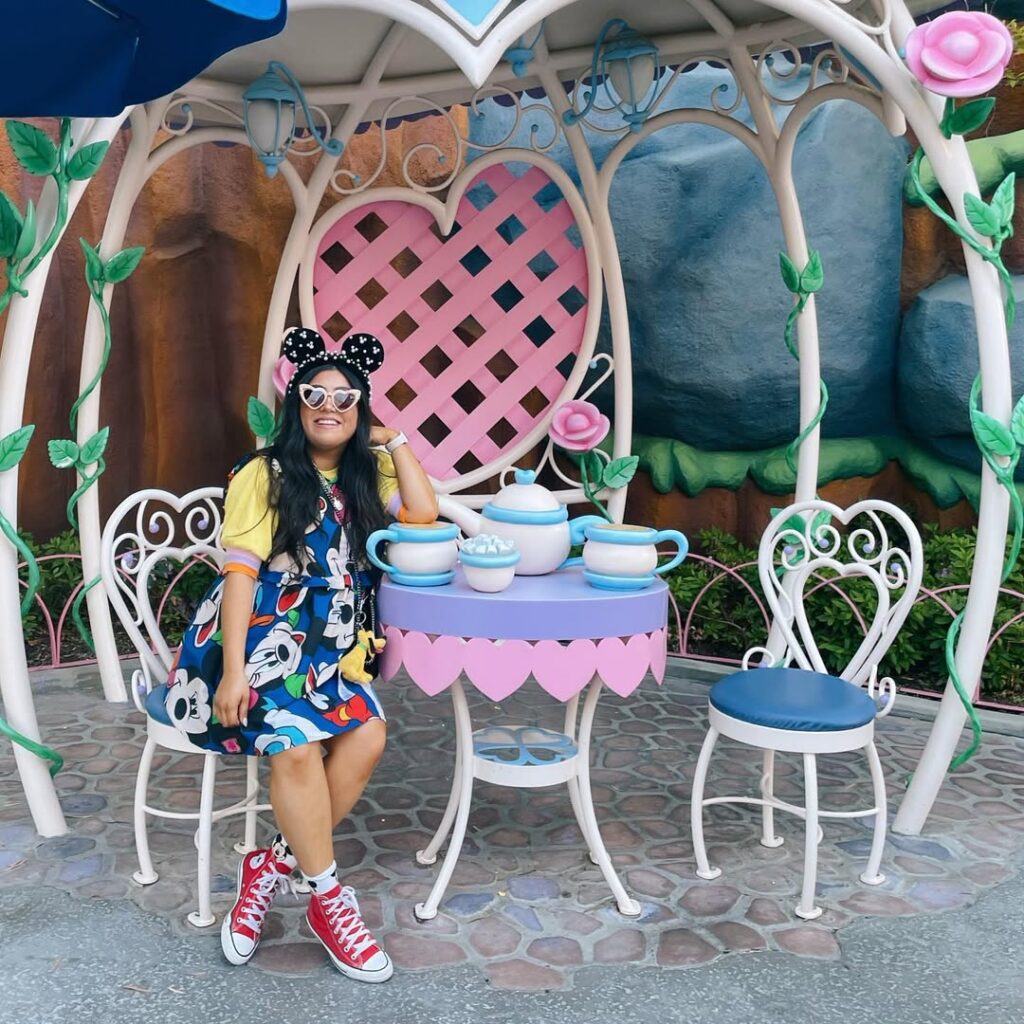 Cartoon Print Dress with Red Converse