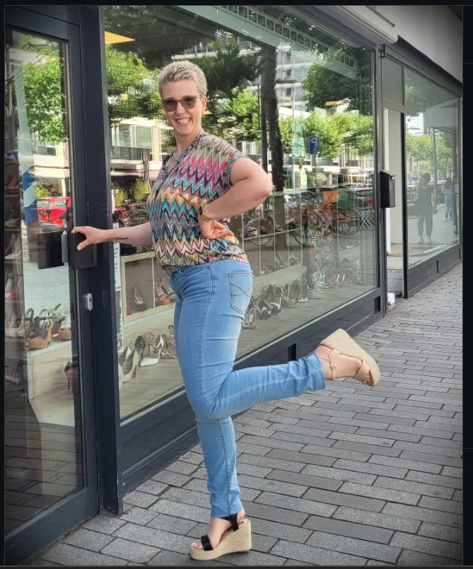Printed Blouse with Skinny Jeans and Wedge Sandals