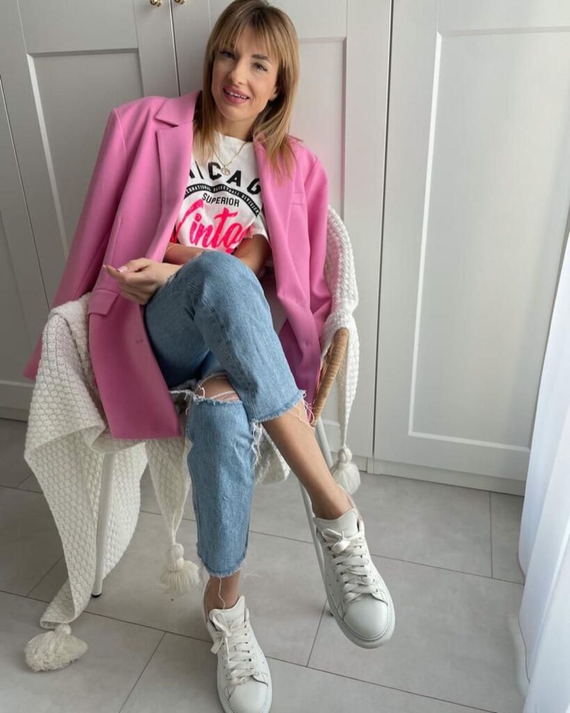 Pink Blazer with Graphic Tee and Sneakers Outfit