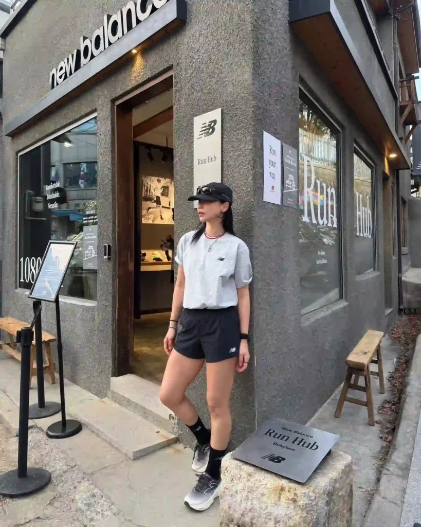Grey Tee with Black Running Shorts New Balance 1080 Outfit