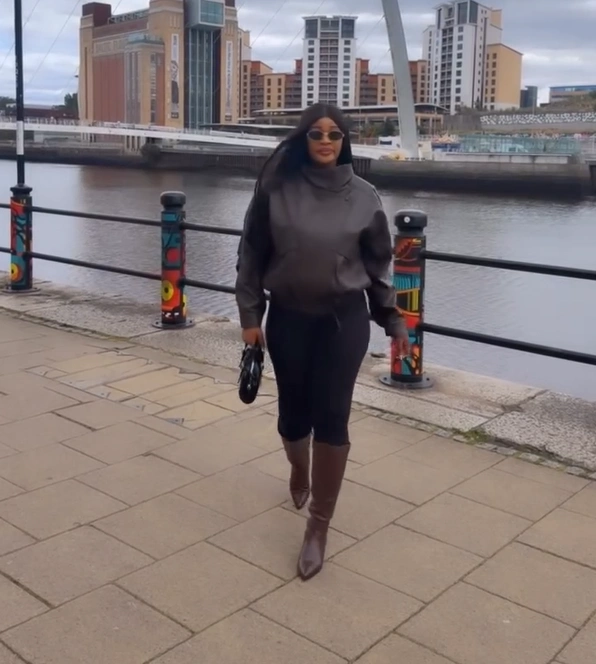 Grey Turtleneck and Black Leggings with Brown Knee High Boots