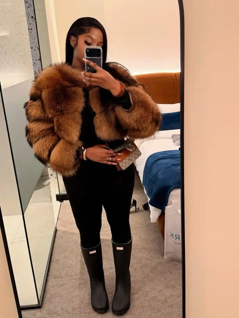 Statement Fur Jacket and Black Hunter Boots for Glam Winter Days