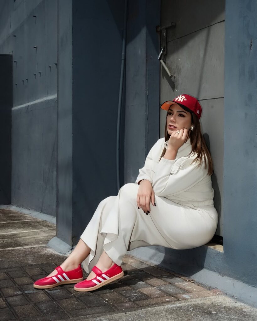 All-Cream Relaxed Set with Red Cap and Red Adidas Sambas